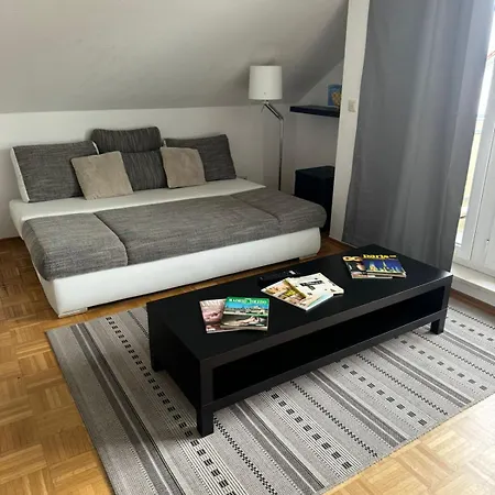 Lejlighed Zentrale In *