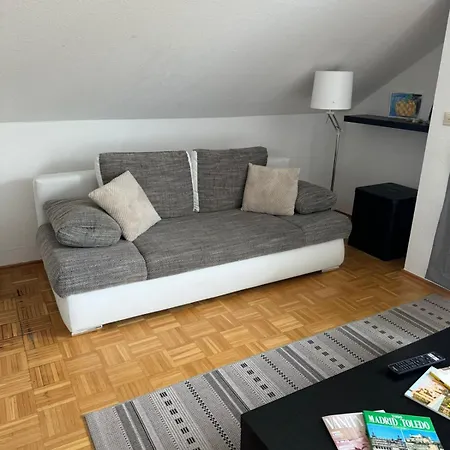 Lejlighed Zentrale In *